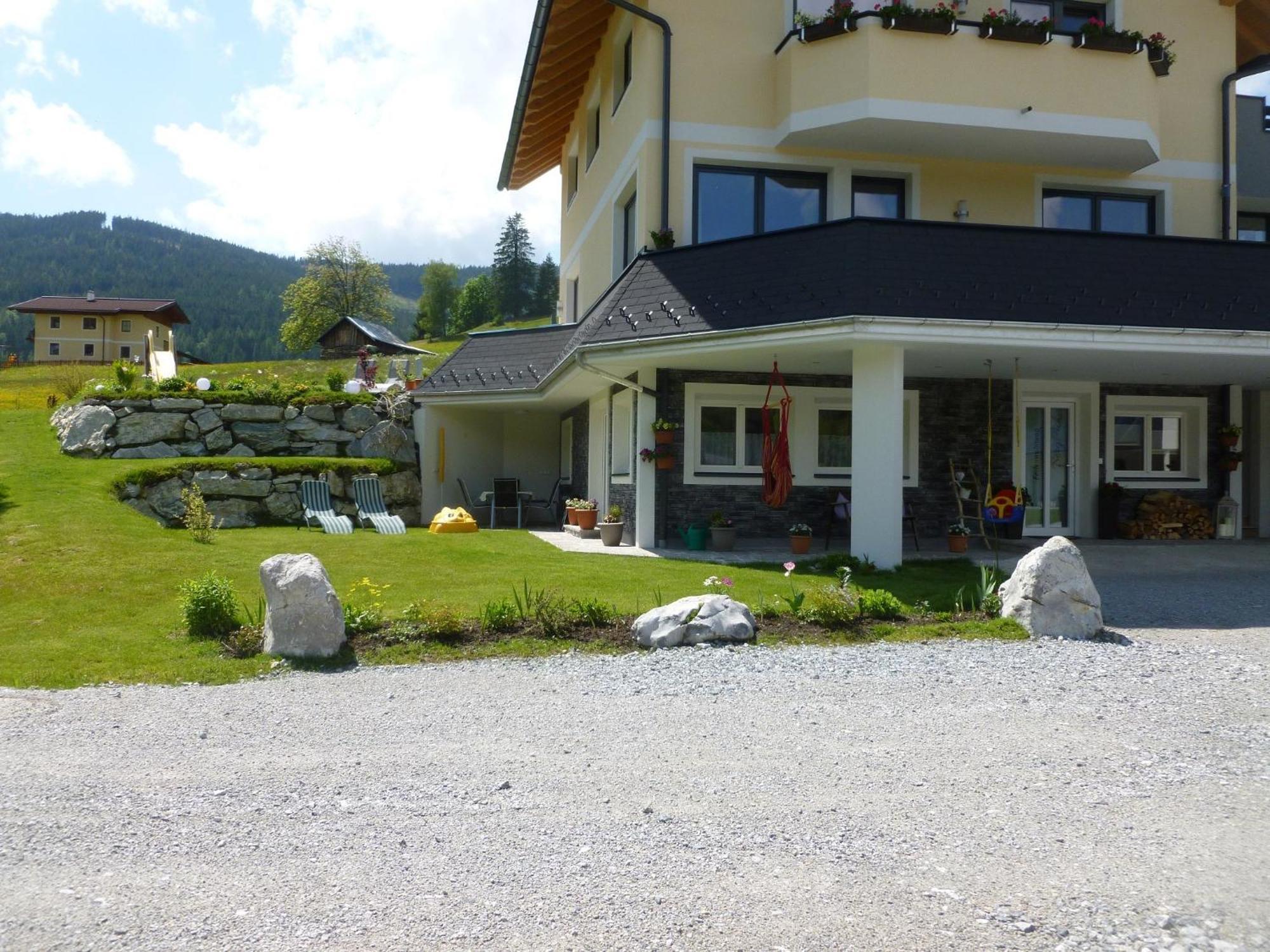 Ferienwohnung Bergblick フィルツモース エクステリア 写真
