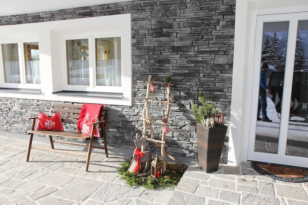 Ferienwohnung Bergblick フィルツモース 部屋 写真