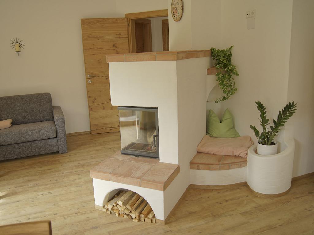 Ferienwohnung Bergblick フィルツモース 部屋 写真